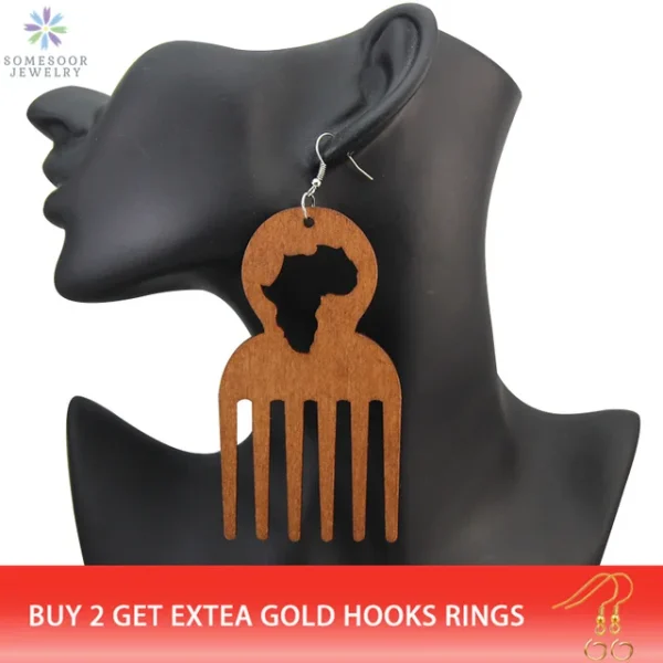 Grandes boucles d'oreilles en bois SOMESOOR, avec comme motif une carte creuse de l'Afrique – Image 9